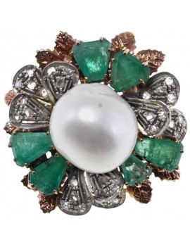 Petals Emerald Ring